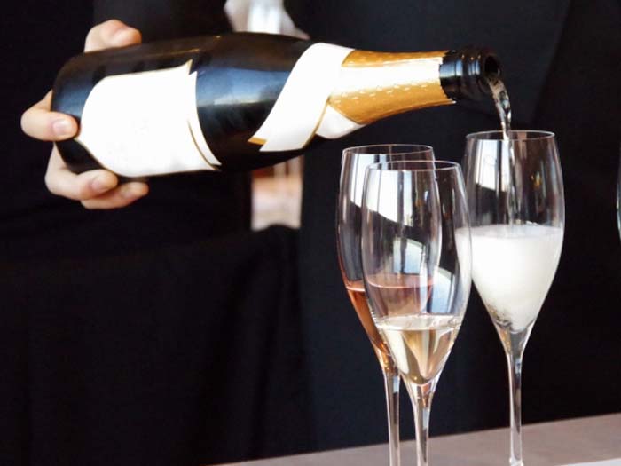 確かな商品知識と経験に基づく提案力